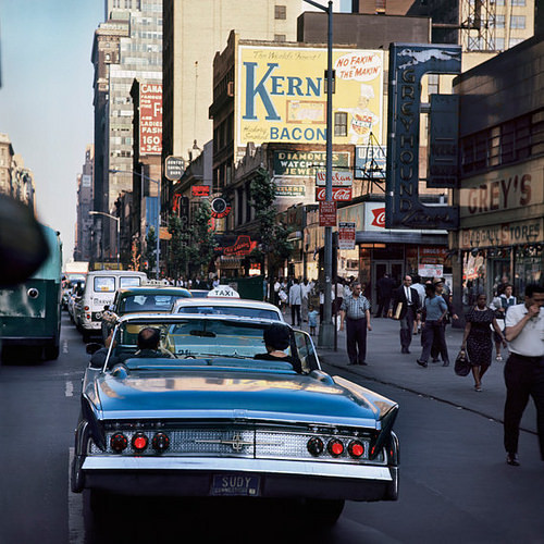 fuckyeahvintage-retro:  New York City, 1963-64 © Arthur Von Schwertfuehrer 