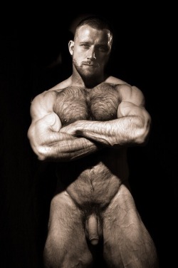 manly-brutes:my beefy video collection: manly-brutes.tumblr.com/videosHot Dam!!