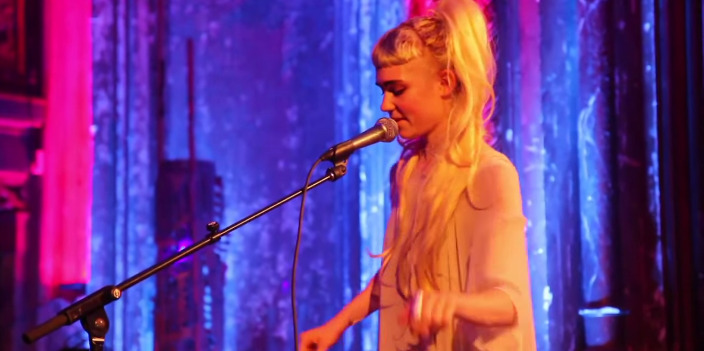 mysong5:  Grimes for FADER TV 