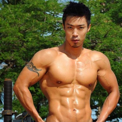 XXX A bunch of hot Asian guys photo