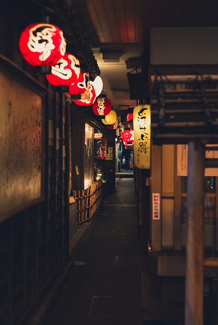 jpnys: Osaka, Japan. March 2014. by Owen Spargo on Flickr.