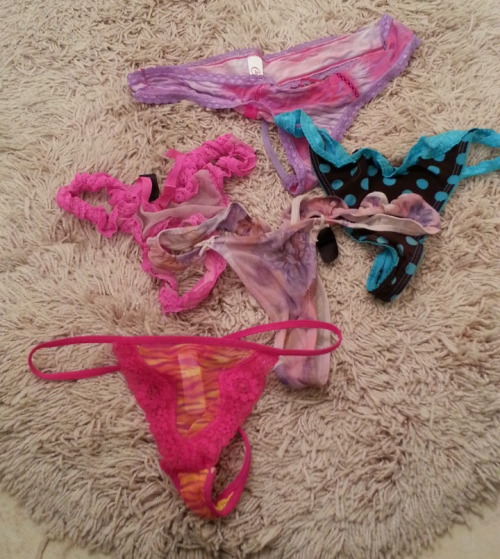 sexycaitlingirl:  i-know-it-is:  Caitlin …  I love all of these