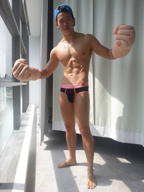 TheRoyalOneSg -SG50-