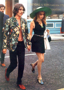 soundsof71:  George Harrison &amp; Pattie Boyd, style icons. 