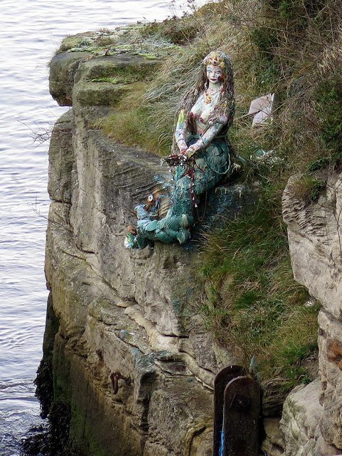 Mermaid Seaton Sluice, just outside Whitley Bay. Strangely, no one knows who put her there. The effi