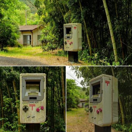 gamercrunch:  A Game Boy post in the remote mountain area of Shikoku, Japan via reddit