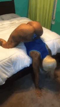 ratedthickent:  Bunz Pt2