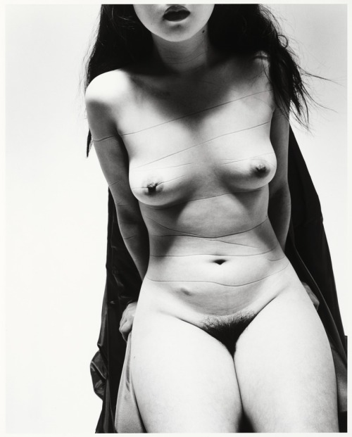 everythingpoison:  Araki