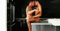 vamos-a-volar:  I want this to happen one day..and by that i mean now
