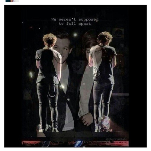 Crying because of this!! #larry #larryforever #larryshipper #larryshipper #stylinson #harry #tomlins