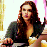 jaebeomshi:  TEEN WOLF MEME: 3 non-werewolves [3/3]↳ Lydia Martin.      