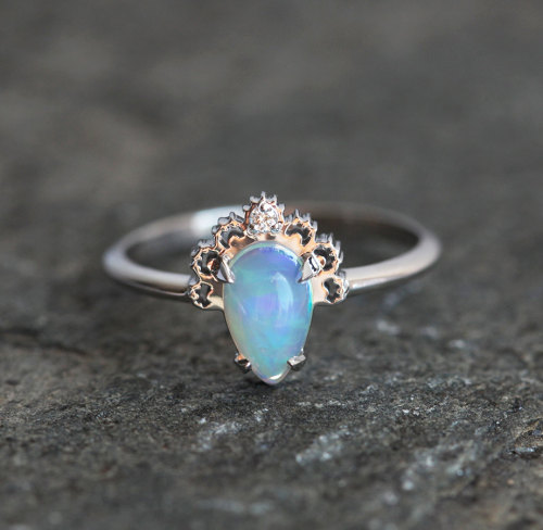 frazzface:  sosuperawesome:   Rings by MinimalVS on Etsy See more rings So Super Awesome is also on Facebook, Pinterest and Instagram   gooooood 