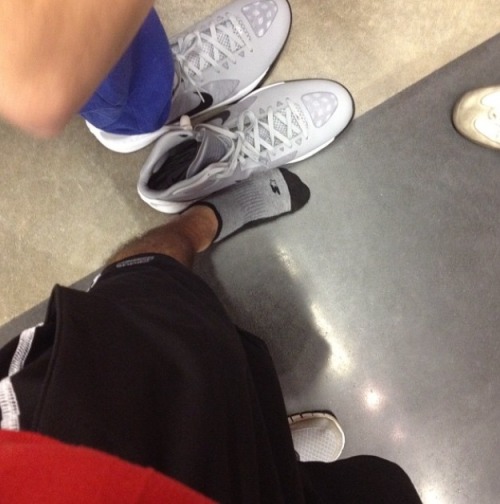 tallsexymuscular: Size 17 vs Size 11