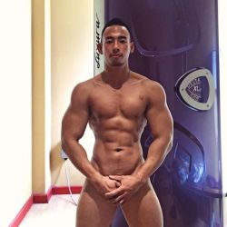 hotguys-instagram.site post 164563662085