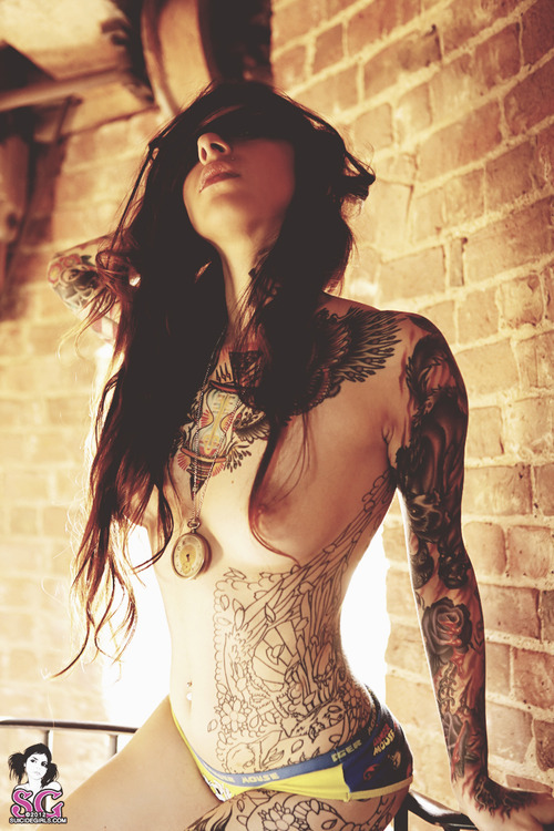  Gogo Suicide 