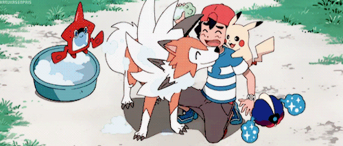 harukasenpais:“Lycanroc is a Rock type, yet it loves water and shampoo.”