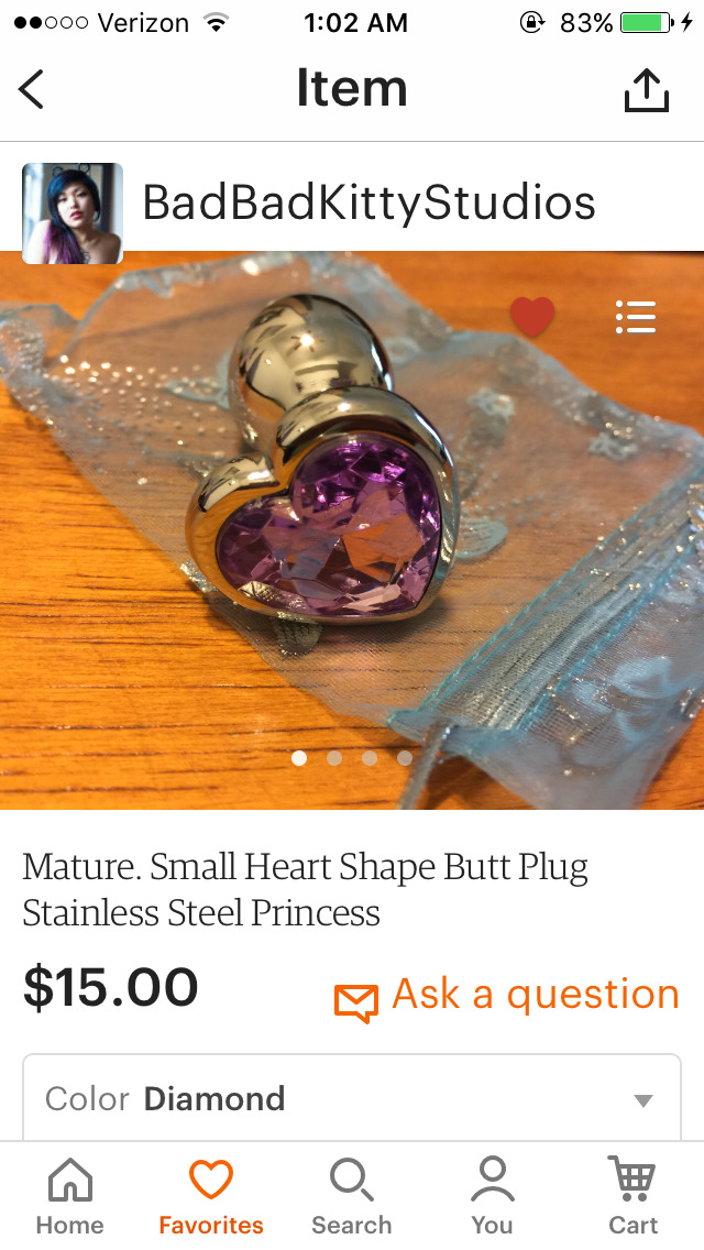 iwant-yourbite:  i want a cute little princess plug so bad.  maybe i should make