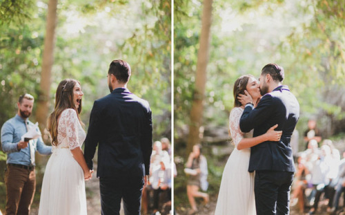 Such a cozy Big Sur wedding. Photographed by Studio Castillero.