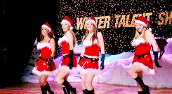 jenniferslawrence:  ♪ Jingle bell, jingle bell, jingle bell rockJingle bells swing