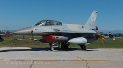 airmanisr:  Lockheed Martin F-16D by Angle-of-Attack