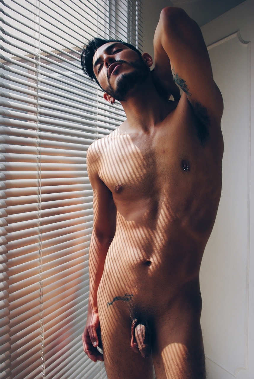 mixmexicanmen:  Carlos session 
