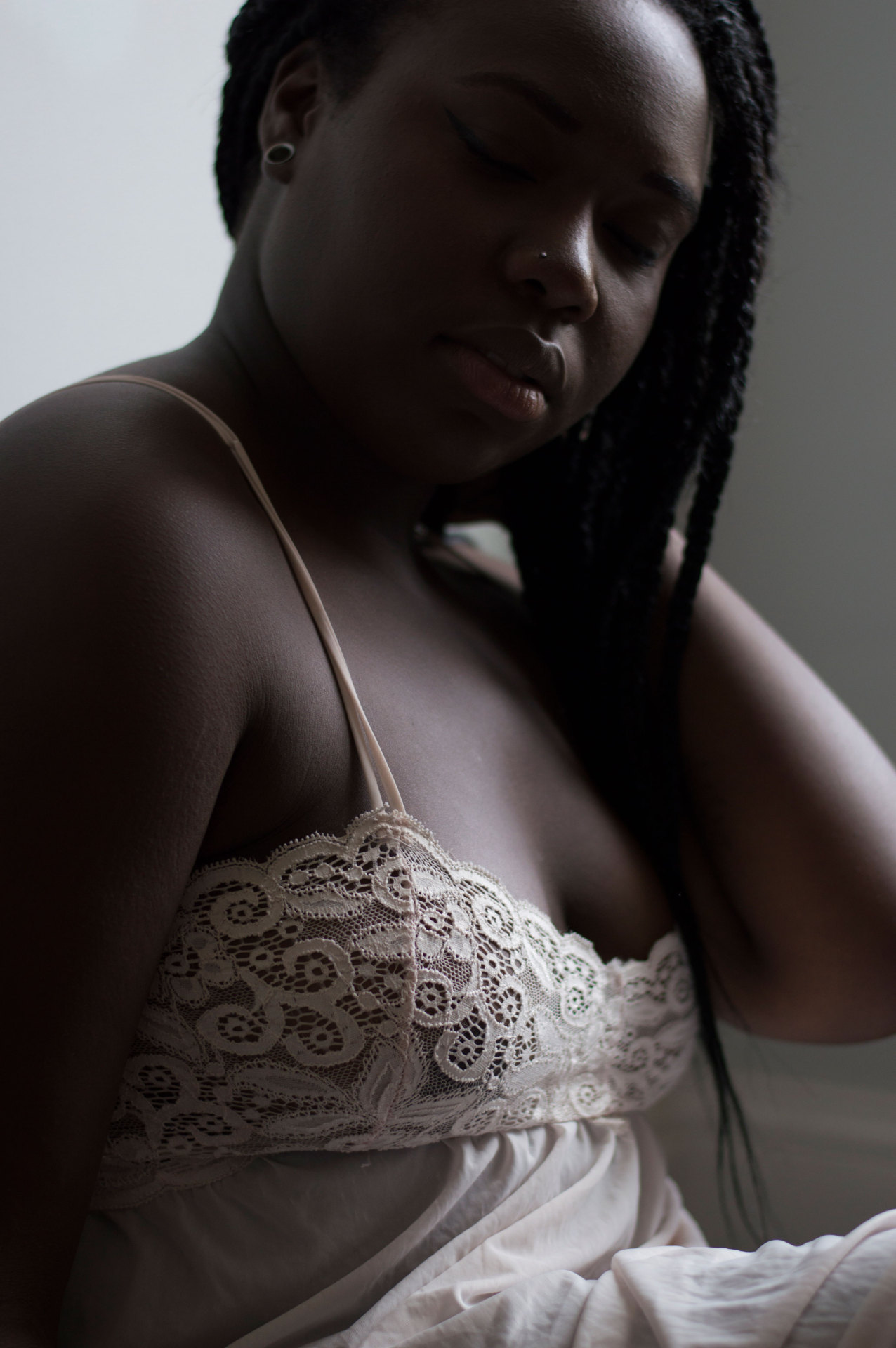 percentage69: Alyce, in a nightgown.RVA 2016 Model: @empressinarcadia | InstagramPhotographer: