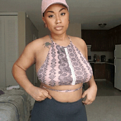 Eyerollgodd: 🌸How To Have A Crop Top Body…🌸  1. Grab A Crop Top 2. Put It