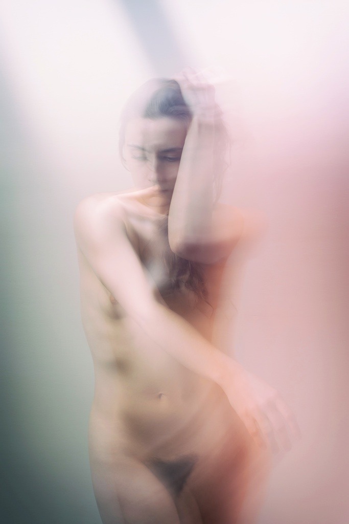 beautifullyundressed: brookelynne:  Brooke Lynne | Adrian Carmody I’m selling the