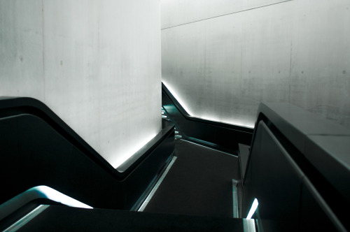 coltre: Going around the MAXXI Museum, Rome
