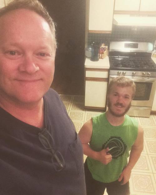 Late post to singles awareness week day 4 I think? Ft Dad because #FedEx made my arms noodles and he