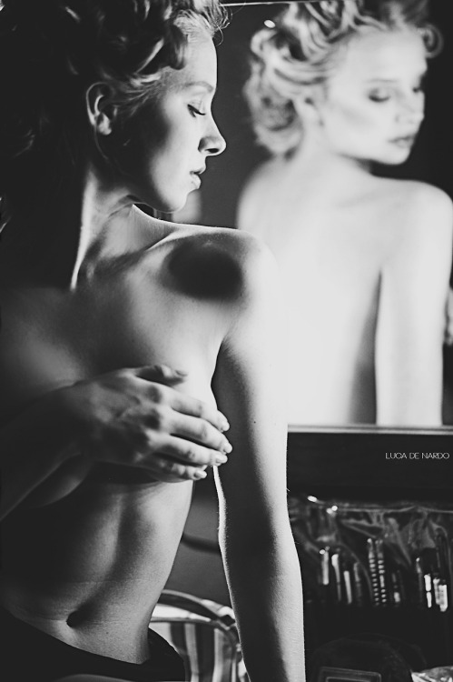 where glamour has gone // Johanna