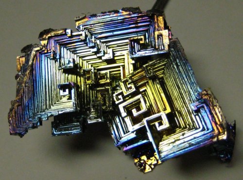 orevet: thatscienceguy: The Beauty of Bismuth: The Bismuth Crystal Oooh. That first one looks l