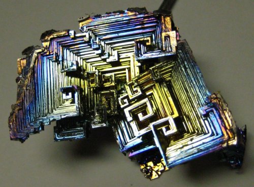 orevet:thatscienceguy:The Beauty of Bismuth: The Bismuth CrystalOooh. That first one looks like some