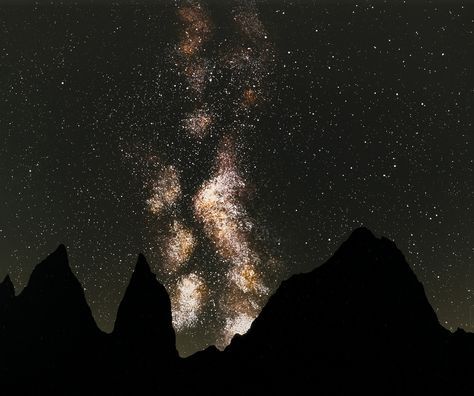 staceythinx:  The Falling series by Vanessa Marsh is her exploration of “the