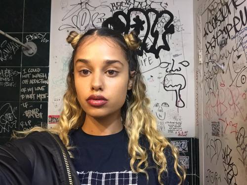 peep:by @tommygenesis on Instagram ift.tt/1ZBCAxP