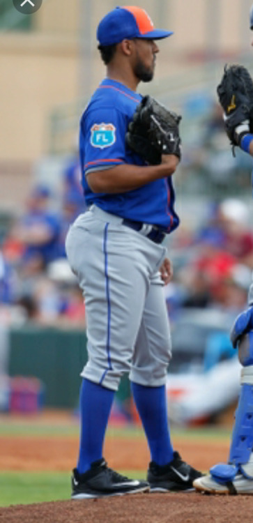 bigbuttlovingtop: miguel2432:  Dominican Baseball