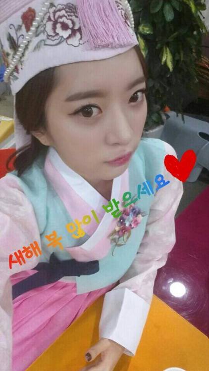 31.01.2014 Twitter de Ahyoung:♡♡♡♡♡