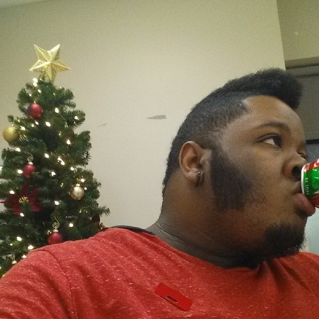 Let&rsquo;s add another five minutes to this break. Plus Christmas tree.