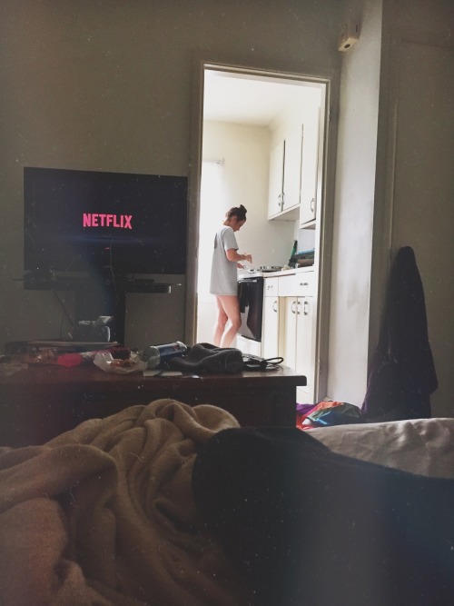 chxmvmi:  And chill. 