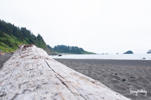 Nearly empty beaches are so calming . . . #photo #photos #photography #photograph #photographs #dark