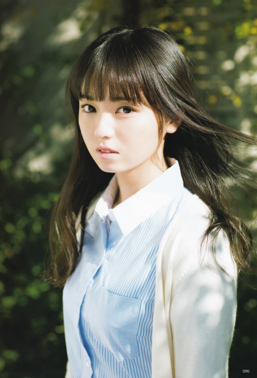 gocchisama: keyakizakamatome:  アップトゥボーイリニューアル  2017年1月 今泉佑唯  aesthetic are too strong in Yui. 