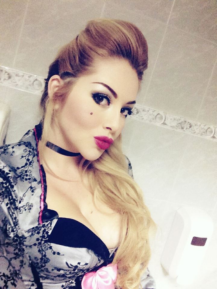 putasecuatorianas:  #Selfis Diana Guevara la Diosa #Ecuatoriana que deslumbra  Simplemente