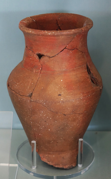 Prehistoric Pots, Jars and Urns Photoset 1, The Riverside Arts Centre, Nottingham, 6.1.18.Various do