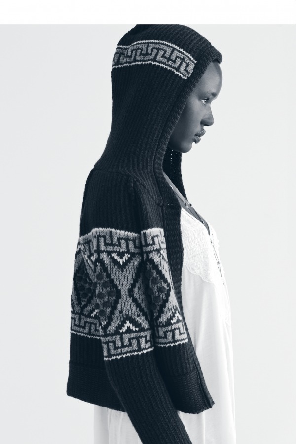 the-black-beauty:  allbeautifulblackgirls:  Ajak Deng  Follow here for more Black