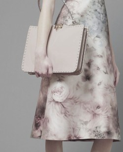 wink-smile-pout:  Valentino Pre-Fall 2013 