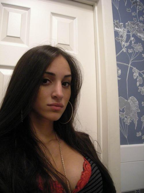 exposedgirls: Such perf breasts!