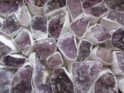 radiant-prism:  Amethyst geode pieces have been listed! They are in the varying price ranges of Ů-พ :3https://www.etsy.com/shop/RadiantPrismhttps://www.facebook.com/Radiantprism 