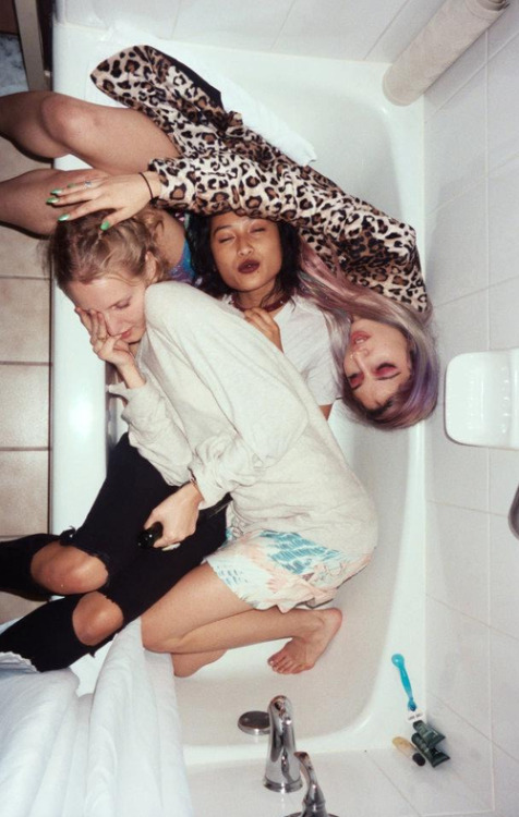 modernbloggerofthecity:  Hello, i’m wasted ☾ on We Heart It. http://weheartit.com/entry/77267401?utm_campaign=share&utm_medium=image_share&utm_source=tumblr 