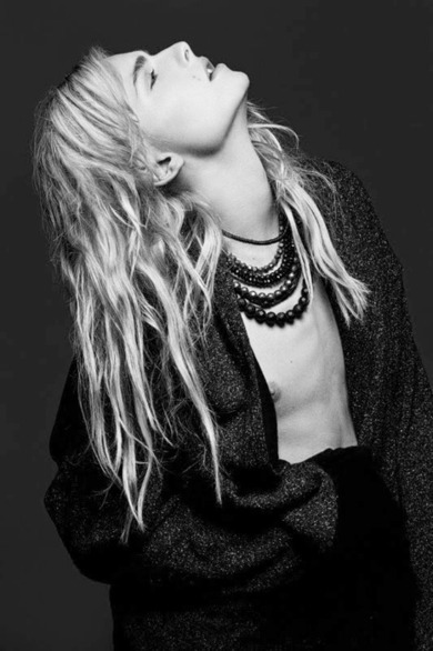 ohthentic:  bernshe:  nipple  Oh
