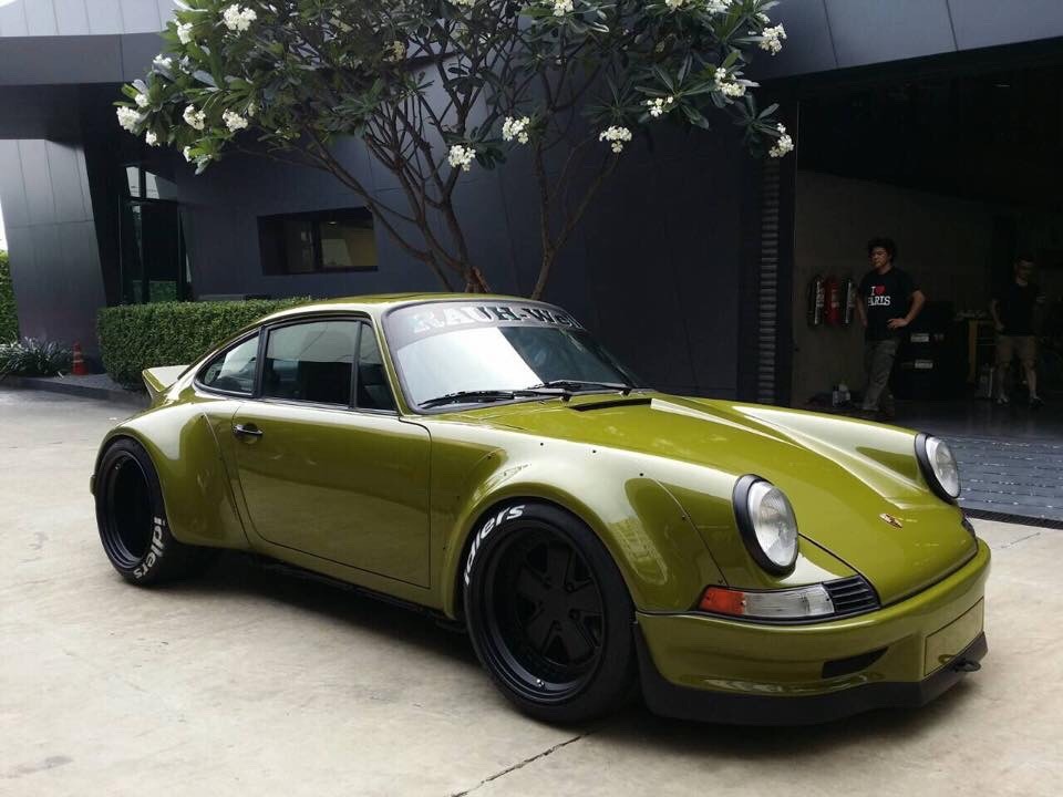 bringingnoise:  RWB
